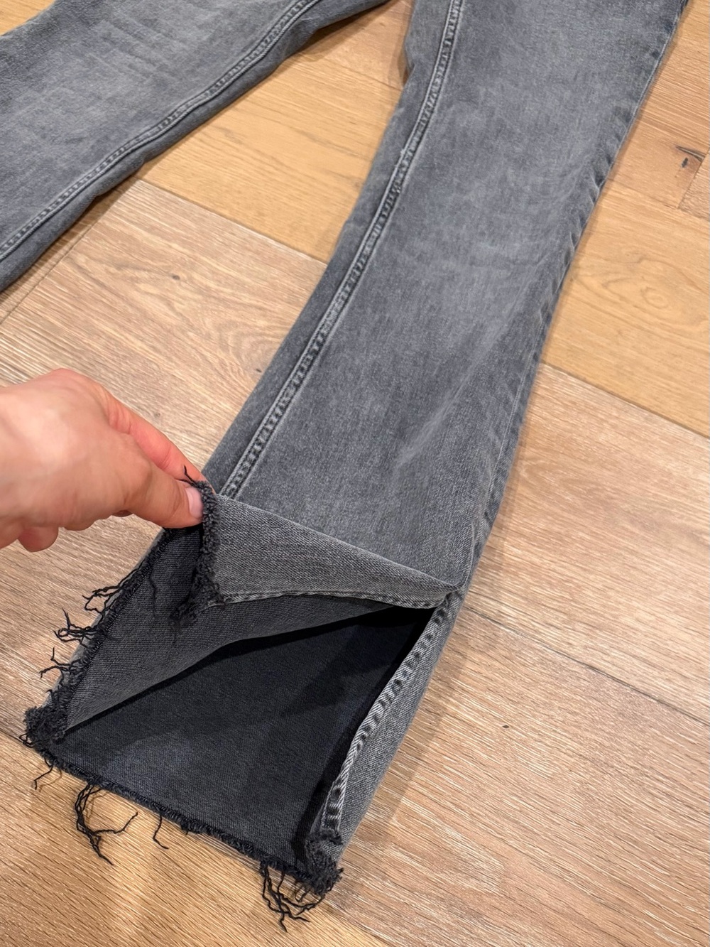 FREE PEOPLE We The Free Level Up Slit Slim Flare Jeans Size 27 Grey - Picture 5 of 12